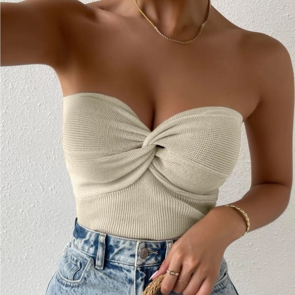 Boho Knit Bandeau Twisted Front Cropped Tube Top - Picture 3 of 16